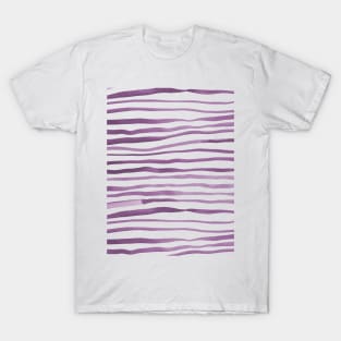 Irregular watercolor lines - ultra violet T-Shirt